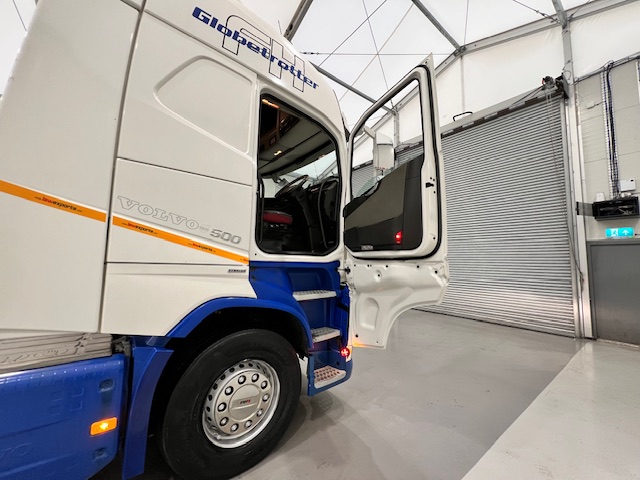 Volvo FH 500 6×2 Midlift Tractor Unit