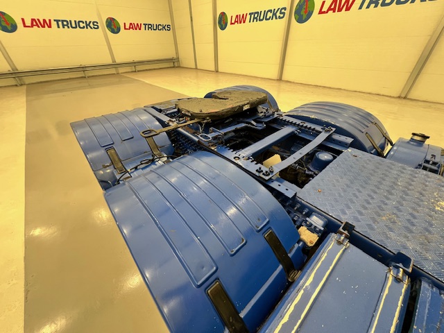 Volvo FH 500 6×2 Midlift Tractor Unit