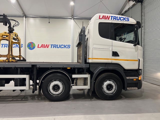 Scania R420 8×2 Rear Lift Brick Grab Drawbar