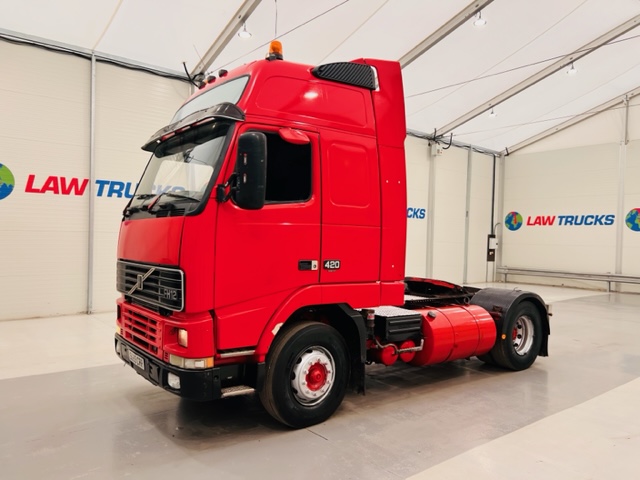 Volvo FH12 420 4×2 GTXL Tractor Unit