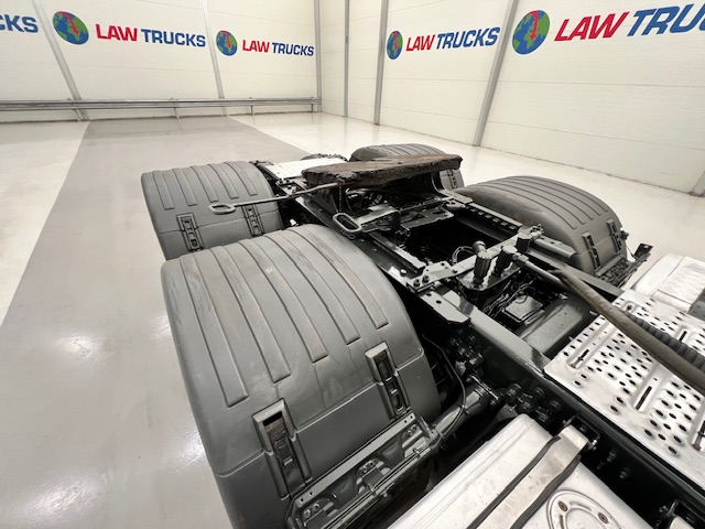 Scania R450 6×2 Rear Lift Highline Tractor Unit PTO