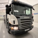 Scania P270 6×2 10 Tyre Flatbed Drawbar Brick Grab - thumbnail