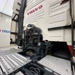 Volvo FH 520 6×2 Sleeper Cab Tractor Unit Manual - thumbnail