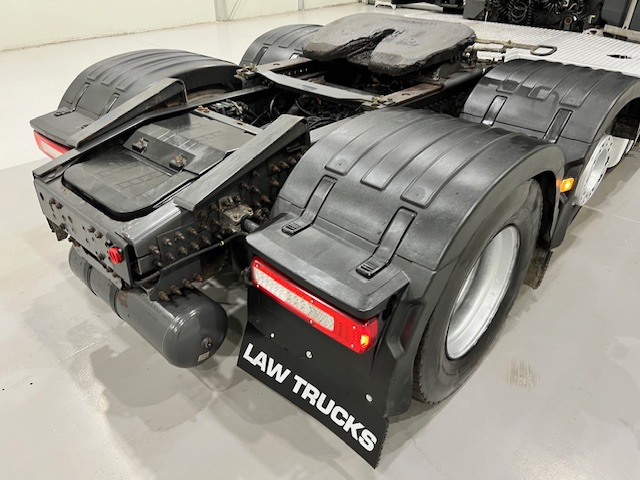 Volvo FH 500 6×2 Midlift Tractor Unit
