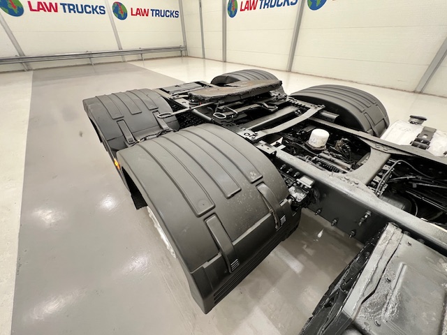 Volvo FH 500 6×2 Midlift Tractor Unit