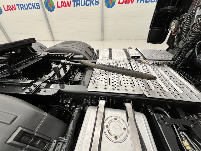 Scania R450 6×2 Rear Lift Highline Tractor Unit PTO