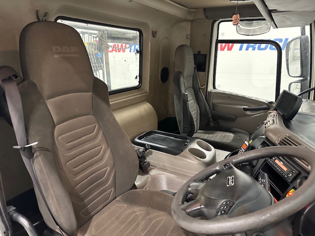 DAF CF75 310 6×4 Day Cab Steel Tipper Grab