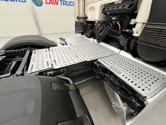 DAF XF 480 6×2 Midlift Tractor Unit