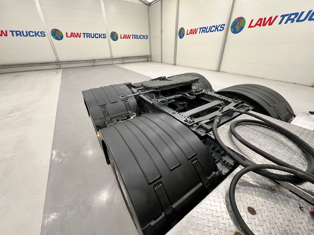 Volvo FH 500 6×2 Sleeper Cab Tractor Unit PTO