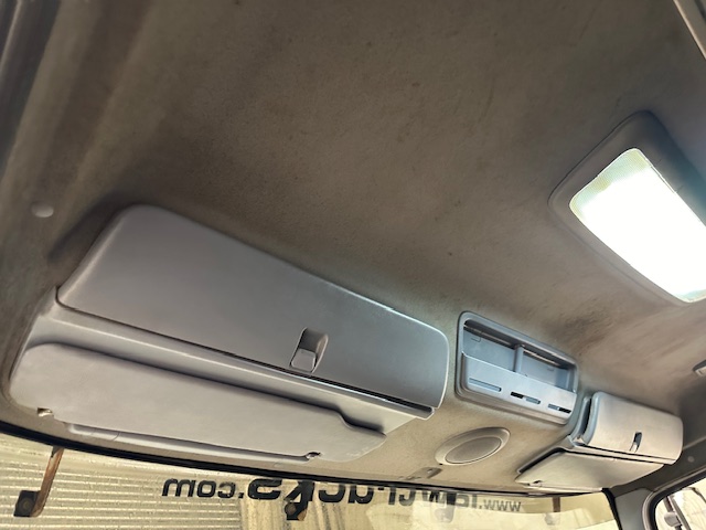 Hino 700 3241 8×4 Sleeper Cab Steel Tipper Grab