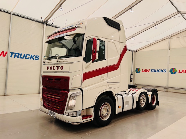 Volvo FH 500 6×2 Midlift Tractor Unit