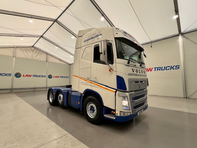 Volvo FH 500 6×2 Midlift Tractor Unit