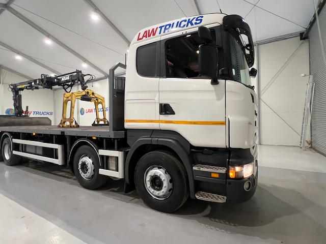 Scania R420 8×2 Rear Lift Brick Grab Drawbar