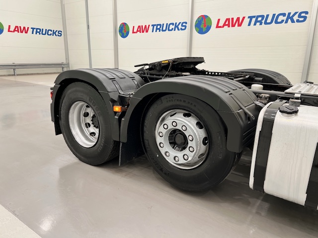 Volvo FH 500 6×2 Sleeper Cab Midlift Tractor Unit