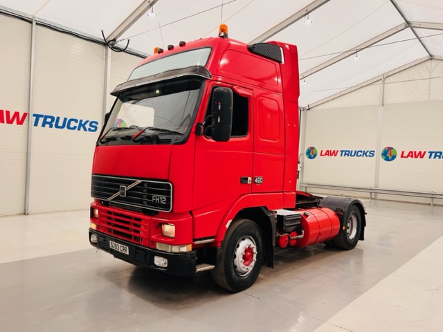 Volvo FH12 420 4×2 GTXL Tractor Unit