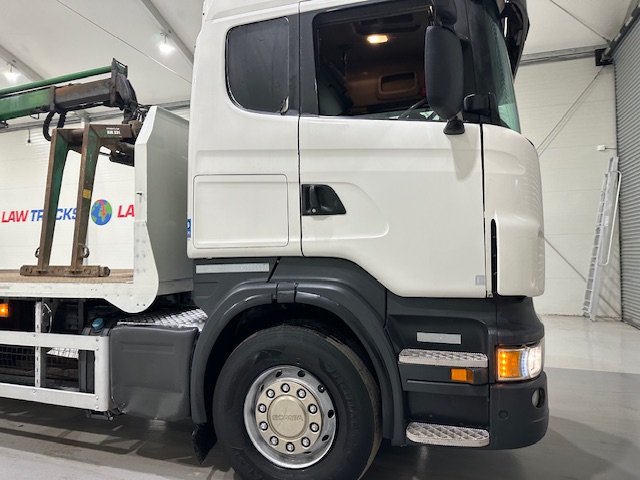 Scania R440 6×2 Rear Lift Brick Grab Drawbar