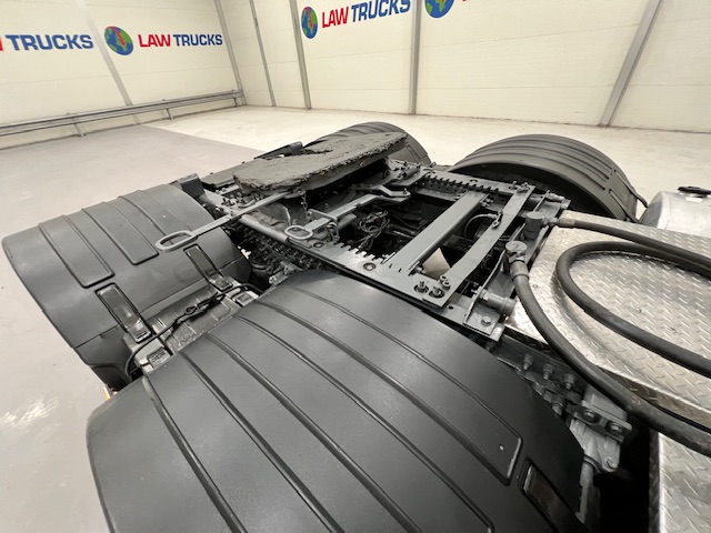 Volvo FH 500 6×2 Sleeper Cab Tractor Unit PTO