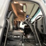 Volvo FH 500 6×2 Sleeper Cab Tractor Unit - thumbnail