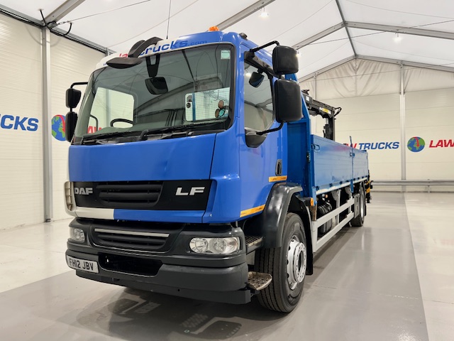 DAF LF55 220 Day Cab Dropside Brick Grab