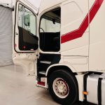 Volvo FH 500 6×2 Midlift Tractor Unit - thumbnail