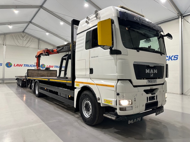 MAN TGX 26.440 6×2 Brick Grab Drawbar