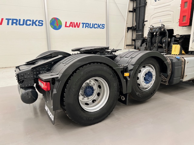 Volvo FH 500 6×2 Midlift Tractor Unit