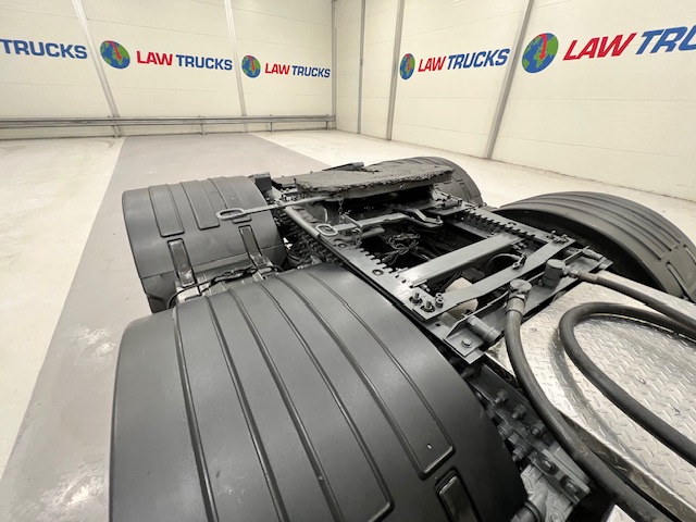 Volvo FH 500 6×2 Sleeper Cab Tractor Unit PTO