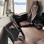 Iveco Stralis 310 Euro 6 6×2 Flatbed Brick Grab - thumbnail