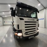 Scania R420 8×2 Rear Lift Brick Grab Drawbar - thumbnail