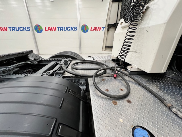 Volvo FH 500 6×2 Sleeper Cab Tractor Unit PTO