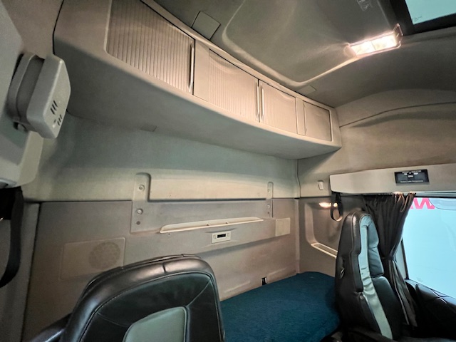 Volvo FH 500 6×2 Sleeper Cab Tractor Unit