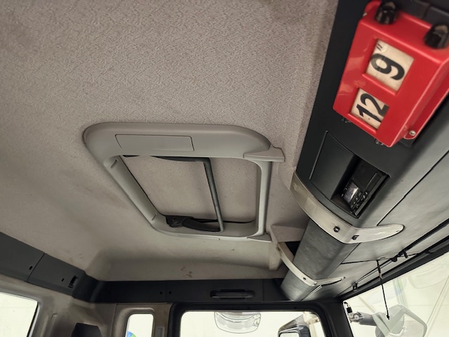 MAN TGS 35.360 8×4 Day Cab Steel Tipper Grab