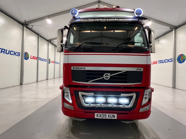 Volvo FH 500 6×2 Rear Lift Flatbed’s Drawbar