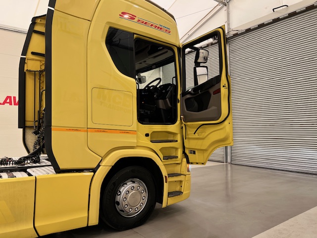 Scania S450 6×2 Midlift Highline Tractor Unit