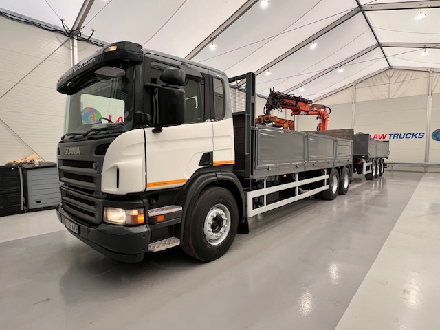 Scania P270 6×2 10 Tyre Flatbed Drawbar Brick Grab