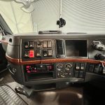 Volvo FH 480 6×2 Rear Lift Tractor Unit - thumbnail