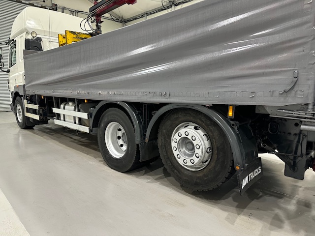 DAF CF85 460 6×2 Flatbed Drawbar Brick Grab
