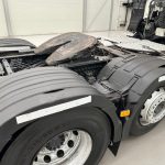 Volvo FH 460 6×2 Midlift Tractor Unit PTO - thumbnail