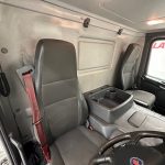 Scania P280 6×2 Rear Lift Day Cab Fridge Box - thumbnail