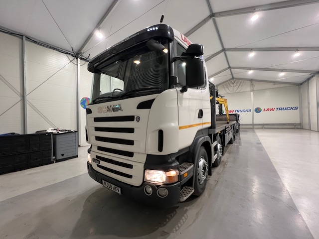 Scania R420 8×2 Rear Lift Brick Grab Drawbar