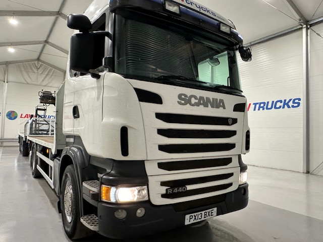 Scania R440 6×2 Rear Lift Brick Grab Drawbar
