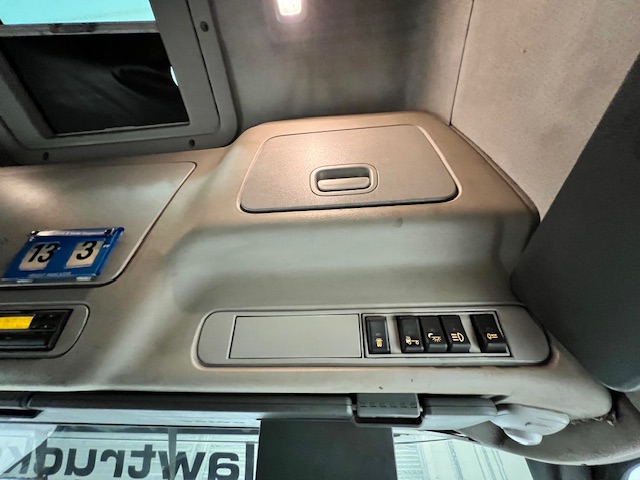 Volvo FH 480 6×2 Rear Lift Tractor Unit