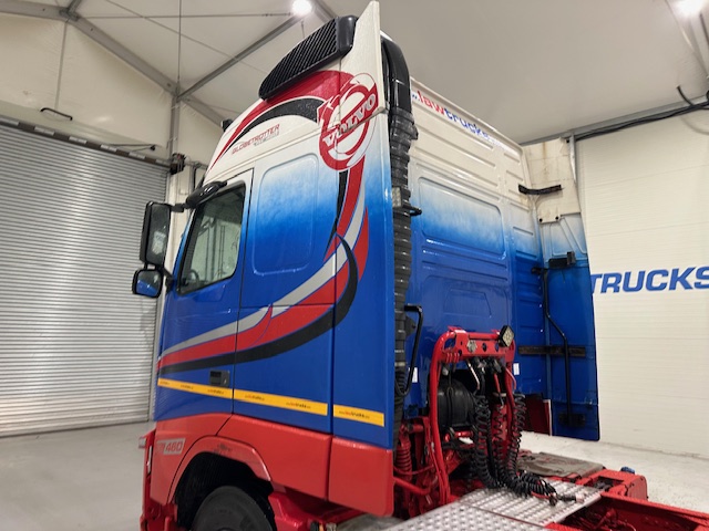 Volvo FH 460 6×2 Sleeper Cab Tractor Unit