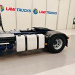 Volvo FH12 420 4×2 Sleeper Cab Tractor Unit - thumbnail