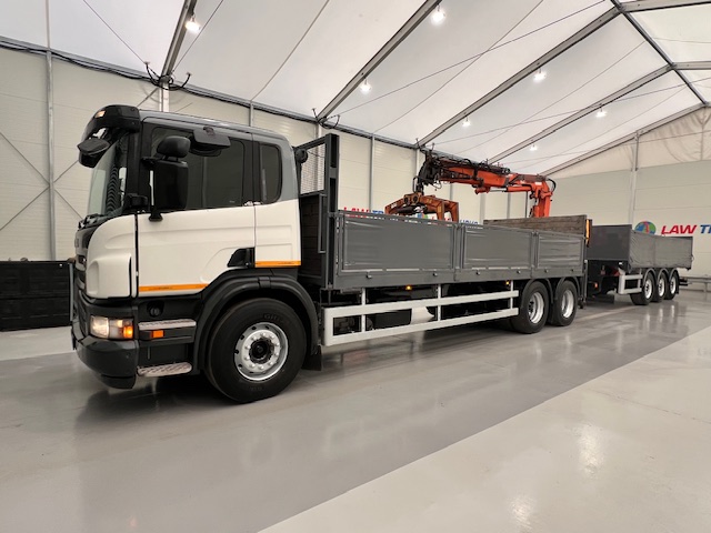 Scania P270 6×2 10 Tyre Flatbed Drawbar Brick Grab