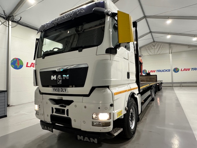 MAN TGX 26.440 6×2 Brick Grab Drawbar