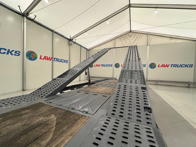SDC Tri Axle Kicker Vehicle Carrier Lowloader