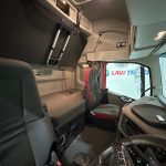 Volvo FH 500 6×2 Sleeper Cab Tractor Unit - thumbnail