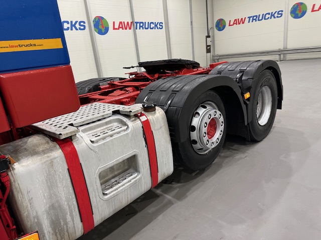 Volvo FH 460 6×2 Sleeper Cab Tractor Unit