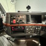 Volvo FH 480 6×2 Rear Lift Tractor Unit - thumbnail